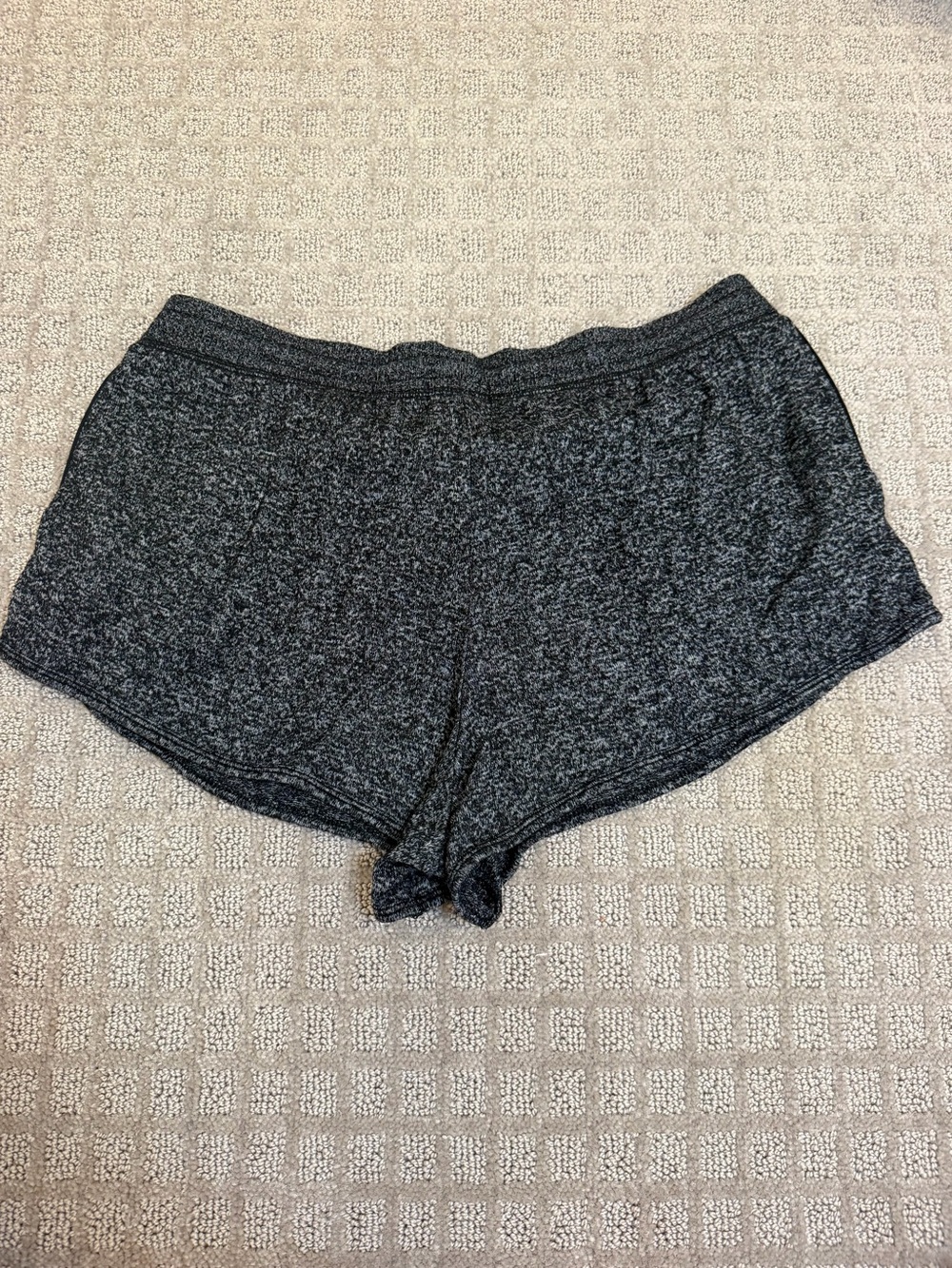 PINK Victoria's Secret Charcoal Heather Lounge Shorts with Logo Trim - Picture 4 of 4